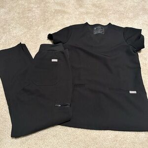 Figs Scrub Set Black XS Top Small Petite Bottoms Like New Scrubs!